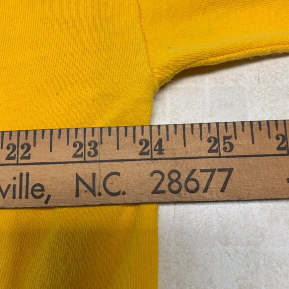 Kyle Busch Shirt Men's Winners Circle #18 NASCAR 2009 T- Shirt 2XL - Picture 12 of 13